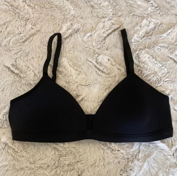 Black Triangle Bralette - Picture 2 of 7